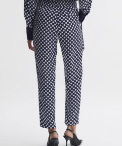 Attireforge.shop70b6165ab8 5