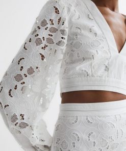 Attireforge.shop72d6fc1aa9 4