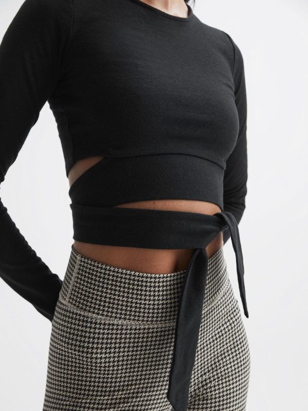 Attireforge.shop7590a52af0 4