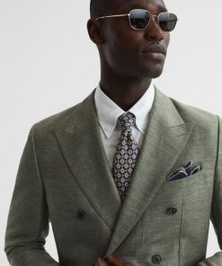 Attireforge.shop7a5b098945 4