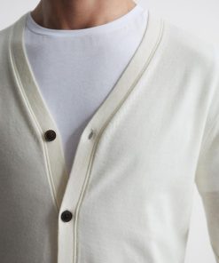 Attireforge.shop7cb2f5d221 4