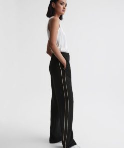 Attireforge.shop7d557bb3e9 4