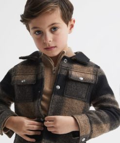 Attireforge.shop7ea0ddd8fb 4