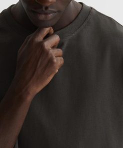 Attireforge.shop8434852908 4