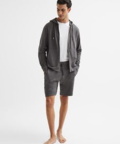 Attireforge.shop88cc85b9f7 3