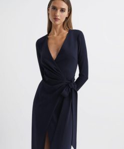 Attireforge.shop8933905083 3