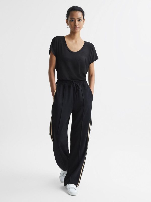 Attireforge.shop96b4ddfc3b 3