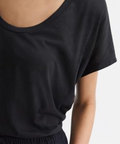 Attireforge.shop96b4ddfc3b 4