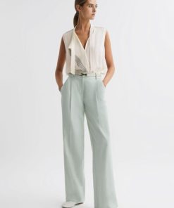 Attireforge.shopa427b14b73 1