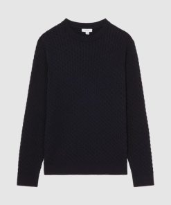 Attireforge.shopa5f82653a3 5