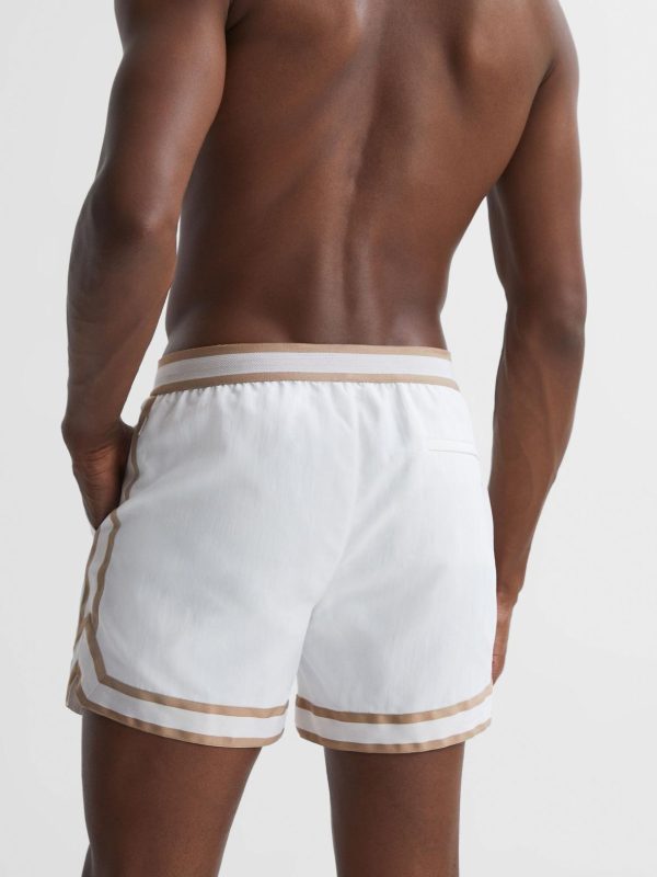 Attireforge.shopa69fc7f9c1 4