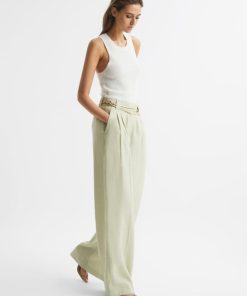 Attireforge.shopb7e1e2960f 1