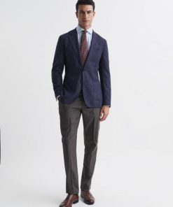 Attireforge.shopc112db5548 3