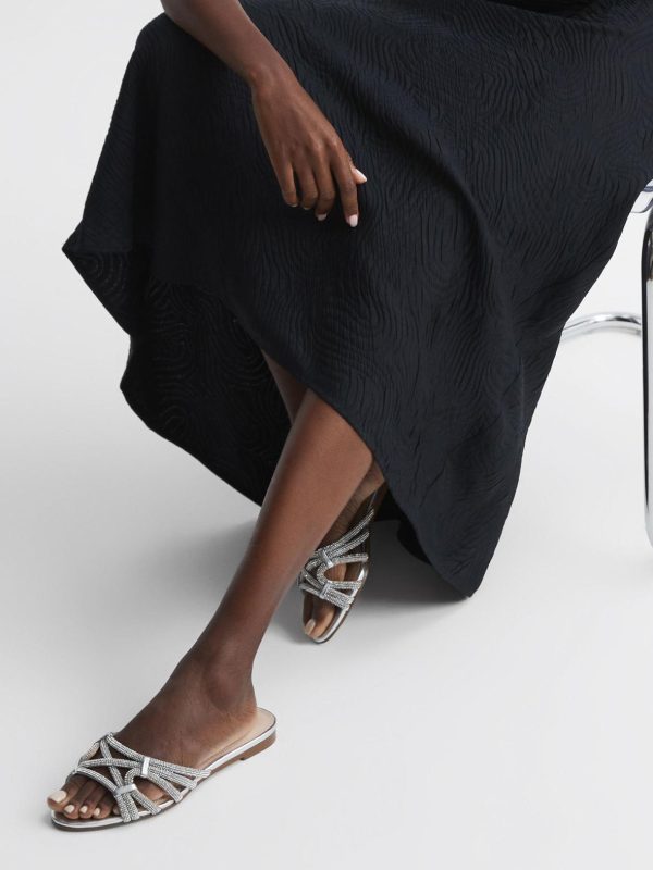 Attireforge.shopc2deb62b73 2