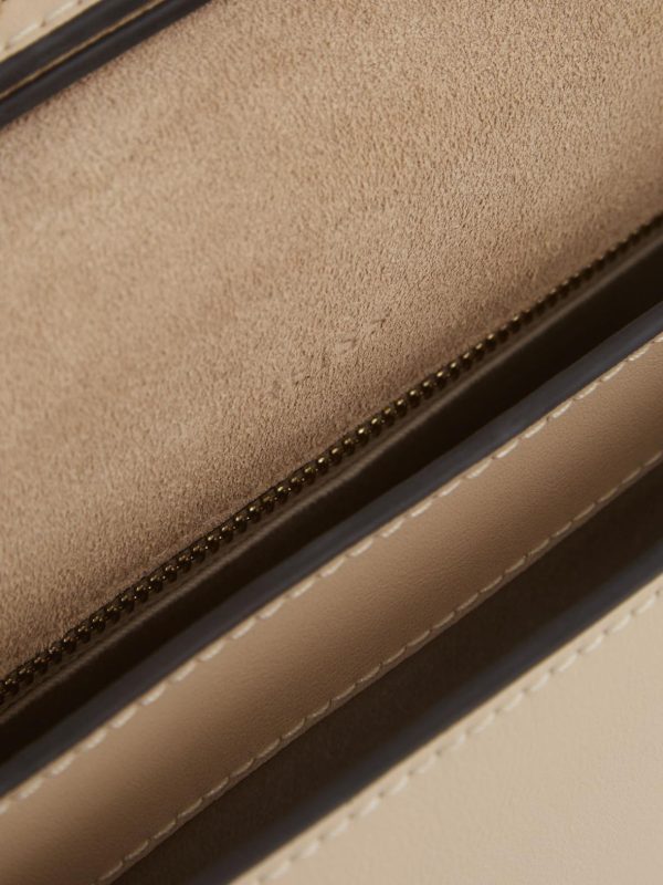 Attireforge.shopc6d0635c0b 2