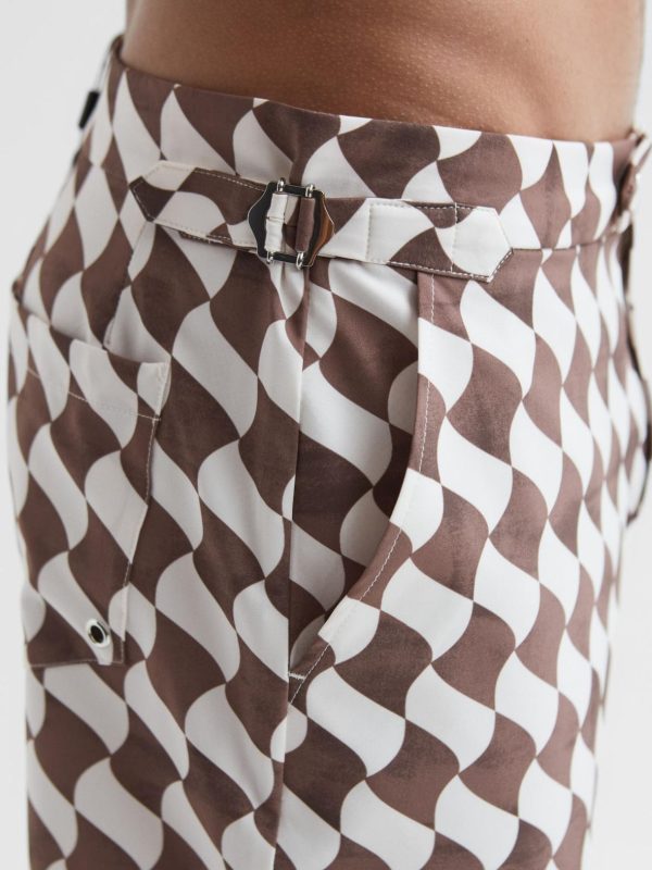 Attireforge.shopc8036d4ea5 4