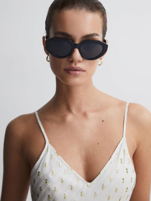 Attireforge.shopcbec6b9abc 2