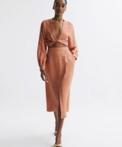 Attireforge.shopd15ddbf8a5 3