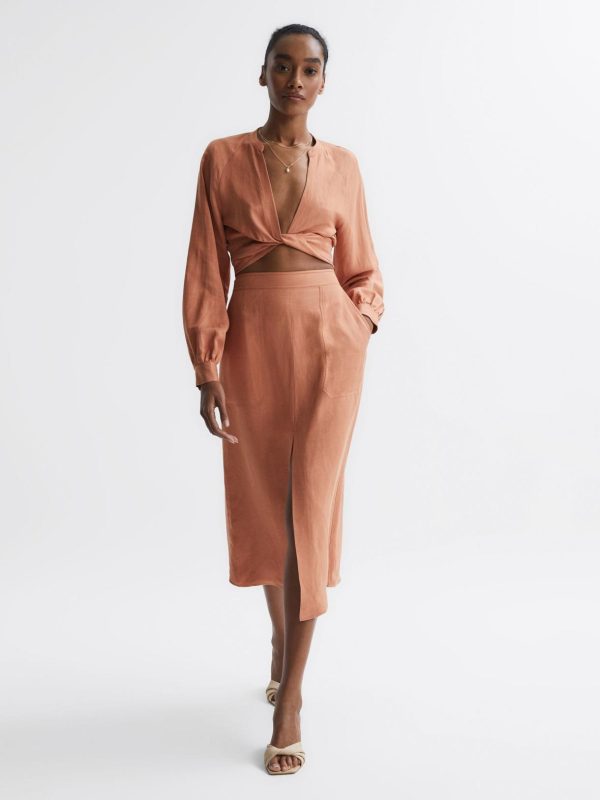 Attireforge.shopd15ddbf8a5 3