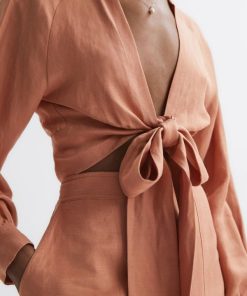 Attireforge.shopd15ddbf8a5 4