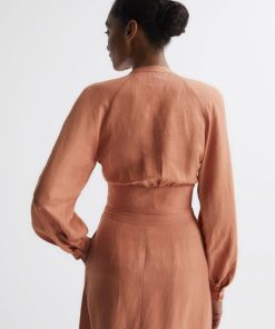 Attireforge.shopd15ddbf8a5 5