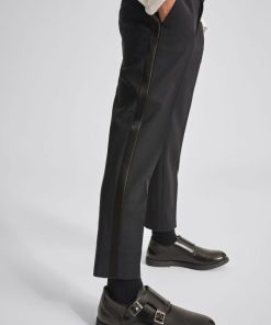 Attireforge.shopd6dc4ba545 2