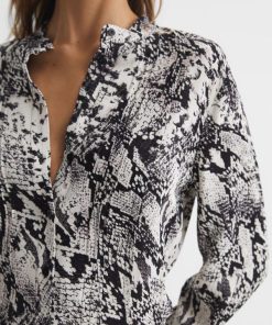 Attireforge.shopd85feb60b7 4