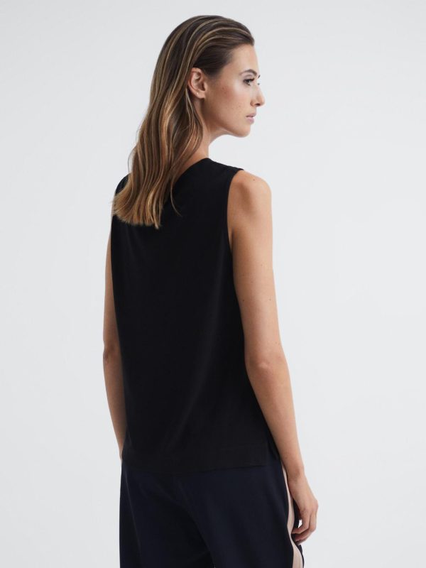 Attireforge.shopd94eaf9212 5