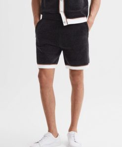 Attireforge.shopdd41cd0bca 1