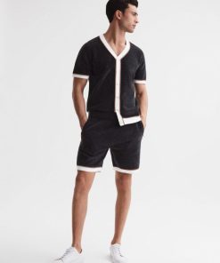 Attireforge.shopdd41cd0bca 3