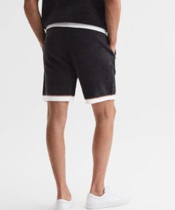 Attireforge.shopdd41cd0bca 5