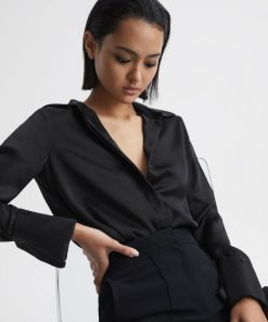 Attireforge.shope1620e0537 1