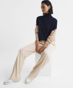 Attireforge.shope1e877bd11 1