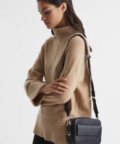 Attireforge.shopf40fb7ca76 2