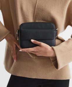 Attireforge.shopf40fb7ca76 3