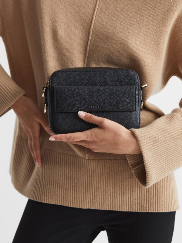 Attireforge.shopf40fb7ca76 3