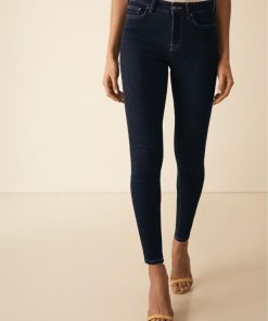 Attireforge.shopf4c8d22c84 4