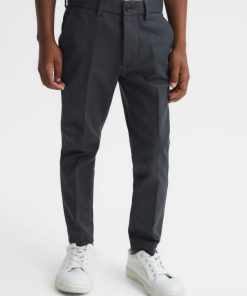 Attireforge.shopf59bcec117 1