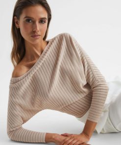 Attireforge.shopf5f270f388 1