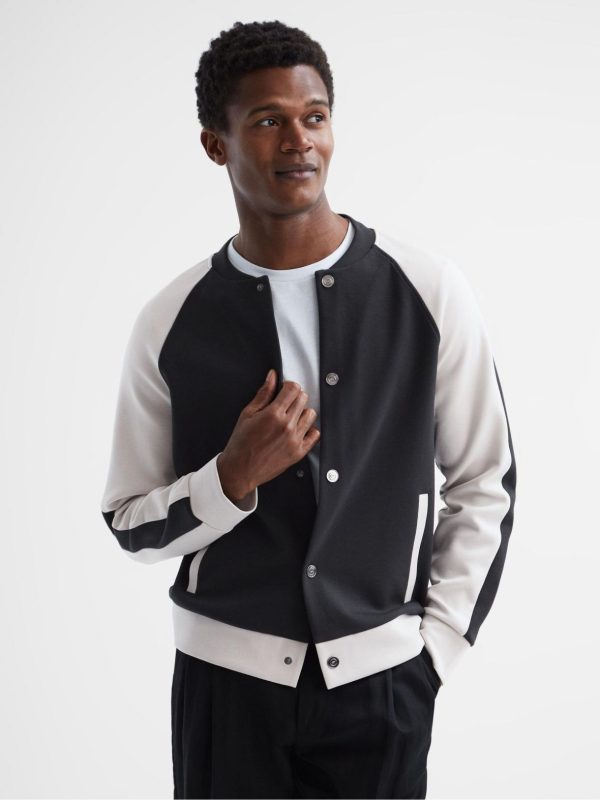 Attireforge.shopf84d732b9f 1