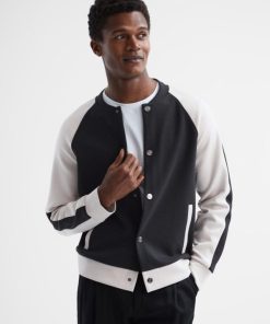 Attireforge.shopf84d732b9f 1